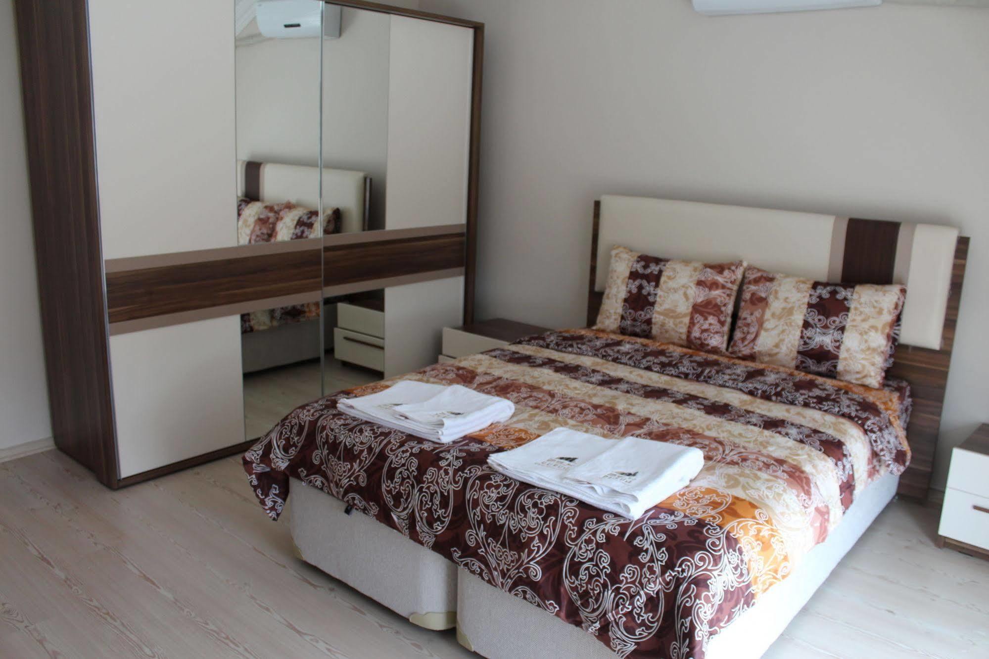 Buruj Vip 2 Aparthotel Кавала Екстериор снимка